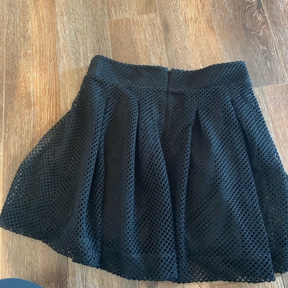 Banana republic dark academia mesh mini skirt sz 2 - Picture 3 of 4